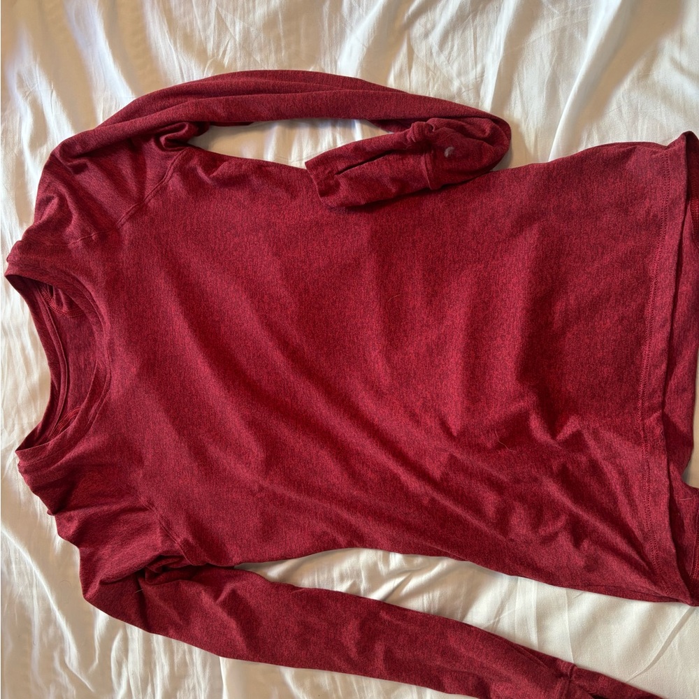 Fleo Burgundy Long Sleeve Tee